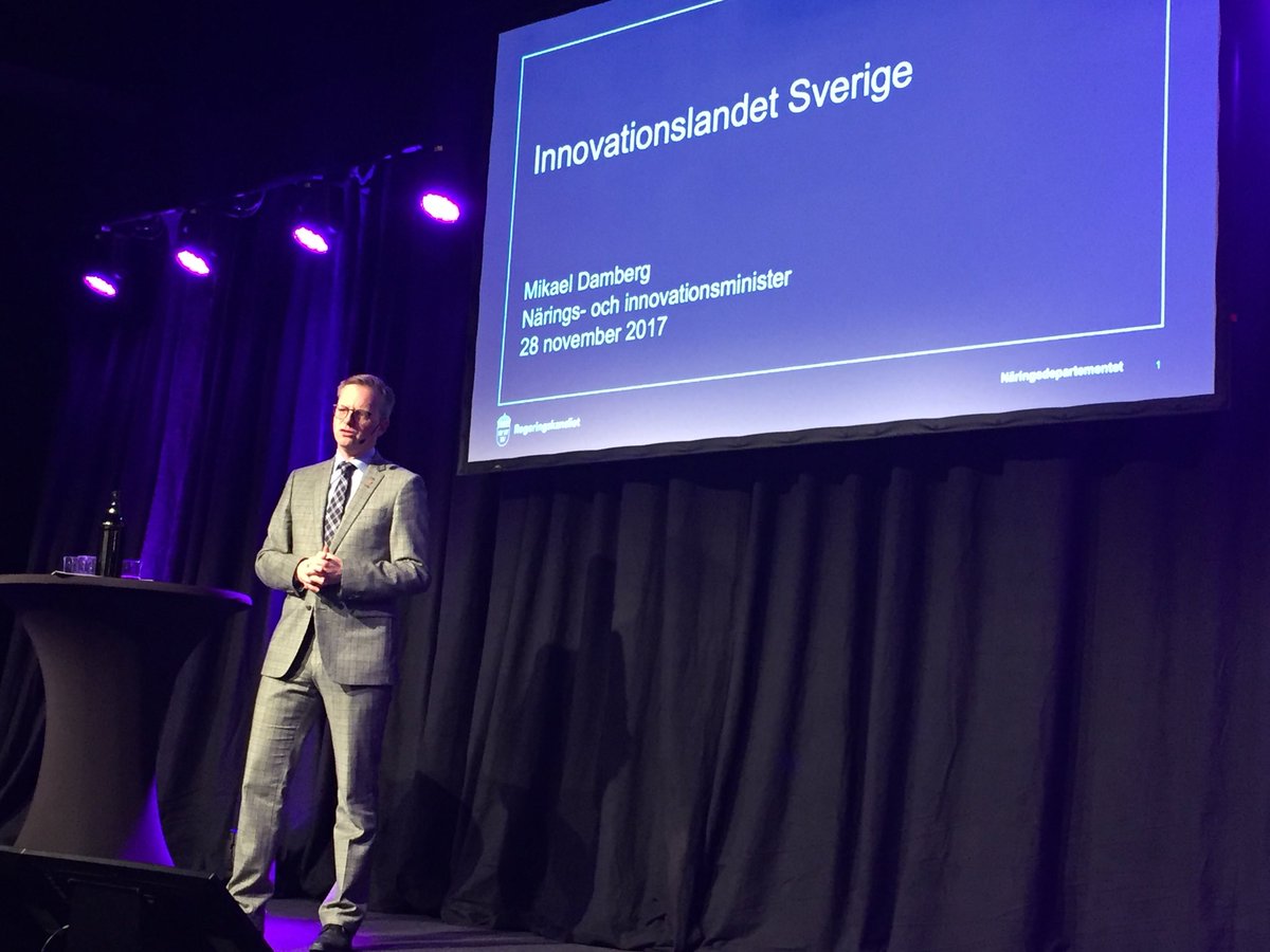 ABBSverige's tweet photo. âEnergipolitik Ă€r inbĂ€ddat i alla nĂ€ringslivspolitiska frĂ„gor. Vi i Sverige ligger lĂ„ngt fram redan idag och har offensiva mĂ„lsĂ€ttningar för framtiden, bĂ„de för att konkurrera och bidra globalt.â @mikaeldamberg #HUB2017 https://t.co/voNwtYFVjL