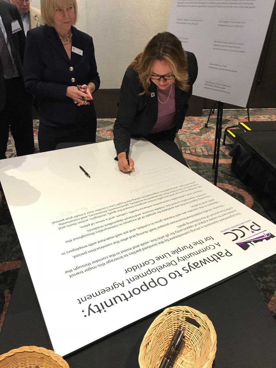 smartgrowth_umd's tweet photo. Over 200 community stakeholders, government, small businesses and residents commit today to creating vibrant, equitable communities along the #PurpleLine #purplelinecc https://t.co/z1jAVQ9HcK