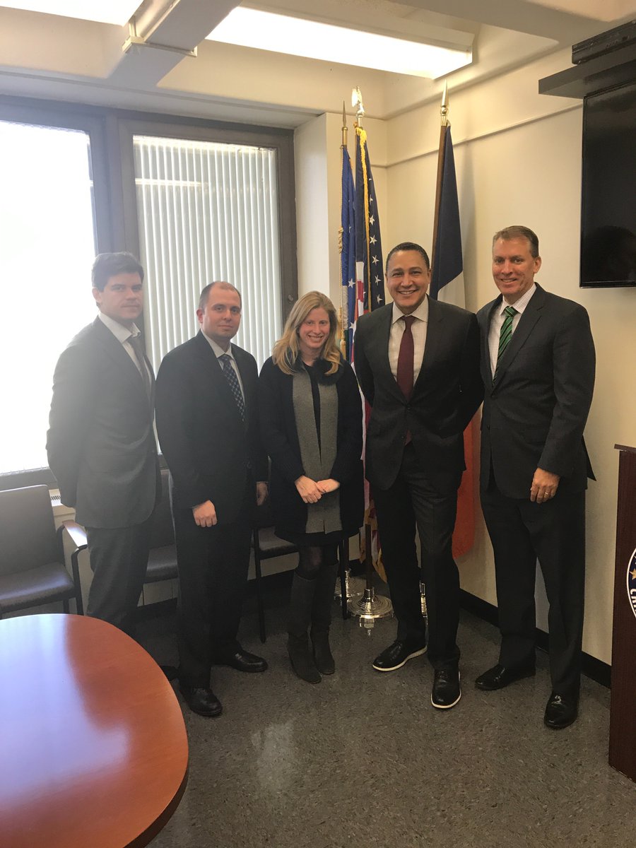 Dr. Antonio Oftelie tweet media