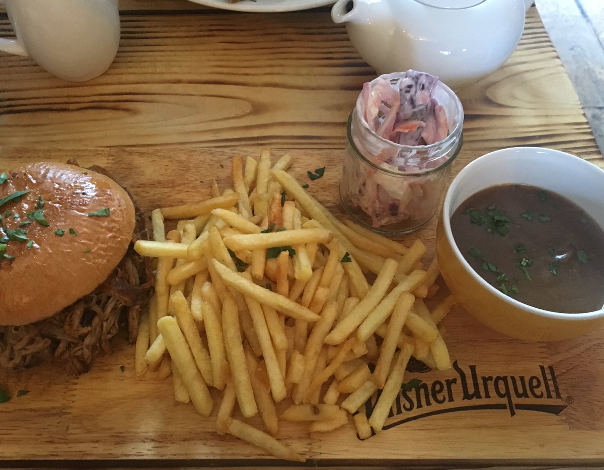 howellsone's tweet photo. Loved our lunch once again @SecretGardnCafe ...#perfection #onacoldday #charlesstreet #Newport https://t.co/5HQQvrhAub