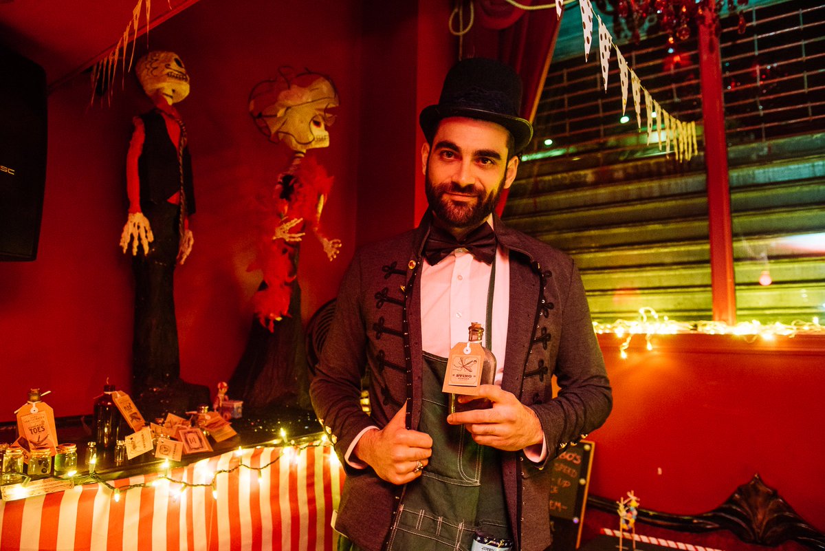 accompliceshow's tweet photo. Planning a #holidayparty? Take your friends, clients or coworkers on an #adventure they're sure to remember. Join us at a carnivalesque #cocktailparty with unique games, prizes and hors d'oeuvres.
Cabinet of Curiosities is ready to open its doors... https://t.co/o1M9ejcLgo