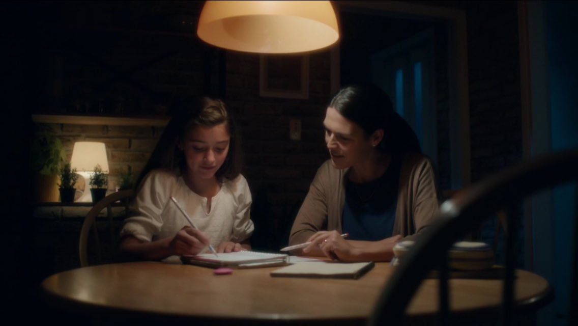 marcusesoares's tweet photo. Toda vez que eu vejo essa propaganda da #Bygon, eu acho que é a #Josefina (mãe da #Benê) de #Malhacao #VivaADiferenca. https://t.co/B8CPgoH8nN