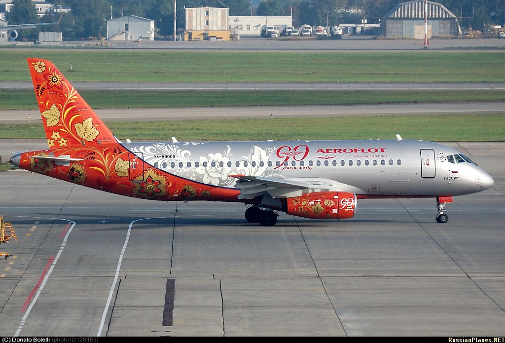 Aeroflot livery. Суперджет Аэрофлот Хохлома. Аэрофлот Хохлома ливрея. SSJ 100 Хохлома. Суперджет 100 ra-89009.