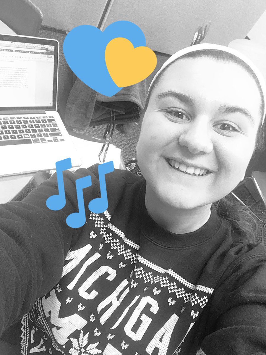 JustBeingMary's tweet photo. HAPPY TO RAISE MONEY AND STUDY AT THE BEST UNIVERSITY IN THE WORLD #GoGlee #GivingBlueday https://t.co/riyv66niF1