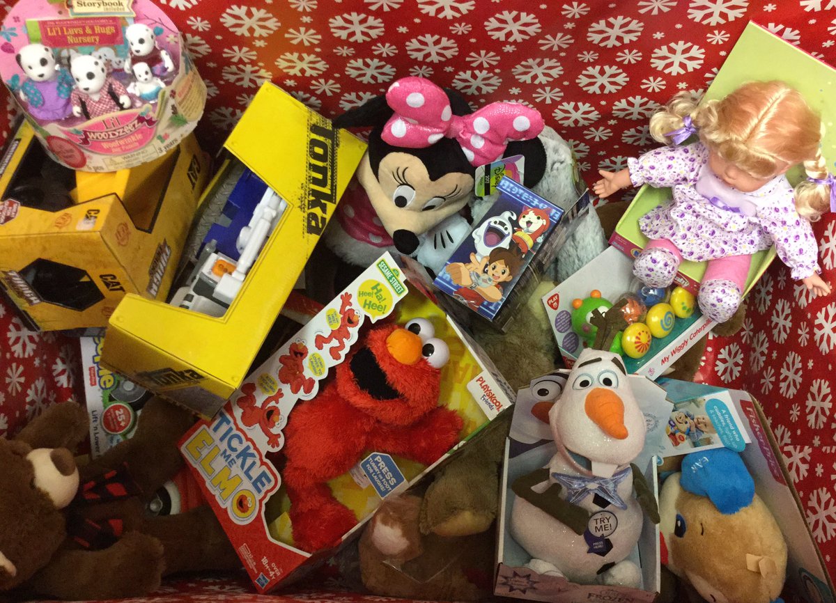 mcquarterspgh's tweet photo. There is still time to drop off a new, unwrapped toy!  Donate by 12/8 and be entered to win a $200 Amazon gift card! https://t.co/bUTQQYK3u1