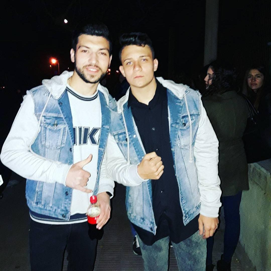 ionutsvi's tweet photo. Tu i io tenim pendents una cervesa i mil coses més #frate❤
Algun dia, tard o aviat ens tornarem a veure❤👼🏼🙏😪
Sempre en natros frate❤👼🏼🙏😪 #Alex28 https://t.co/OvyD3sBqAM
