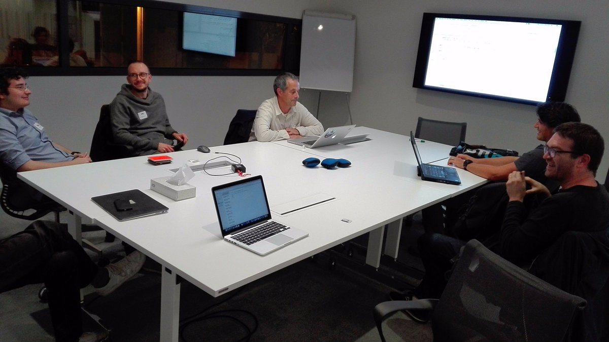 rojo_angel's tweet photo. Last round (?) on the "Pigs Dice 🎲 Game" series at the @clojuredevsbcn #meetup >> add #clojure 📐 spec 📏 to the game database https://t.co/37XfOVXDyp