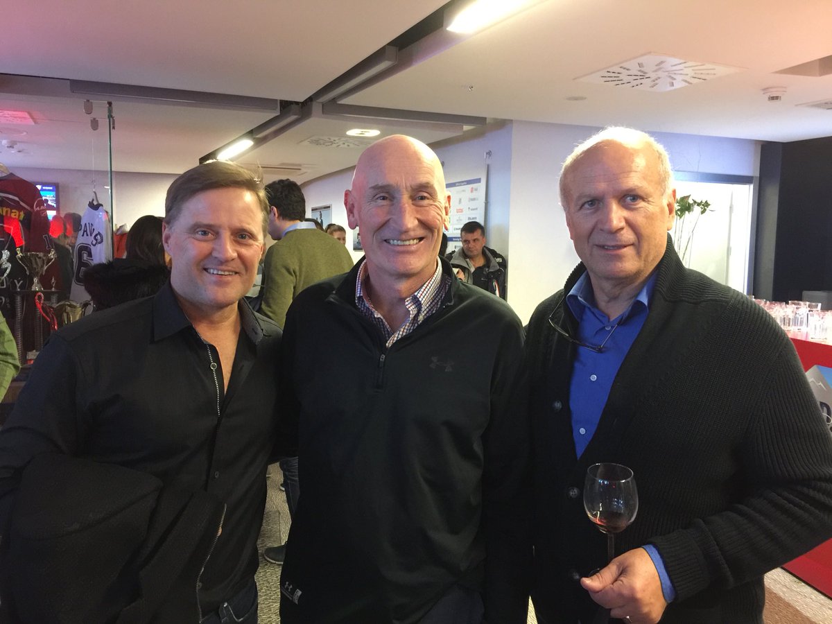 HPCNorthVan's tweet photo. Cliff Ronning (assistent coach Kunlun Red Star), 

Craig Ramsey (head coach Slovakia),

Dusan Benicky (Hockey Performance Centre)

Discussing hockey issues at the Ondrej Nepela ice Rink, Slovakia during KHL game Slovan Kunlun 2:1. https://t.co/rLLYQBXEvv