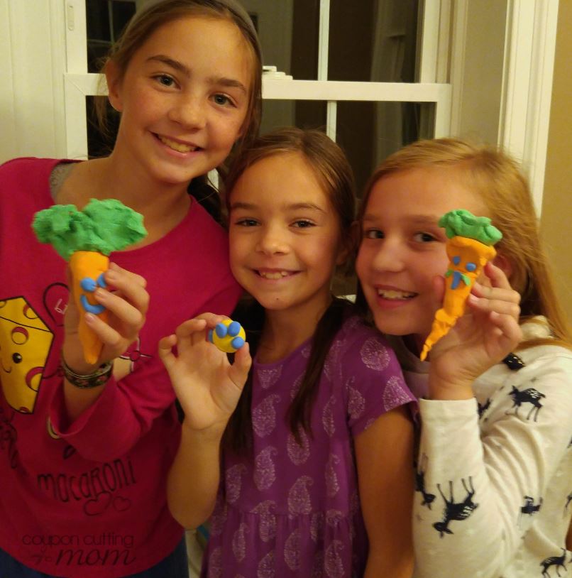 couponcutting's tweet photo. The kids have been having so much fun with @MorphToy. This Morph is the coolest shape sifting #fluff. This product bounces, #floats, fluffs, shapes and more and the very best part is it NEVER dries out. #ad #tryazon #morphmixer
https://t.co/mT7AQFgrUq https://t.co/LSLFkjSnJ2