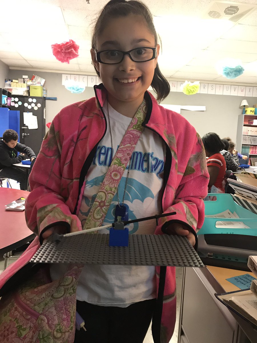 MrsWatt_5th's tweet photo. Building simple machines out of LEGO's! @Warren_Elem #WEproud #wcpslead https://t.co/IY59FAYFp3