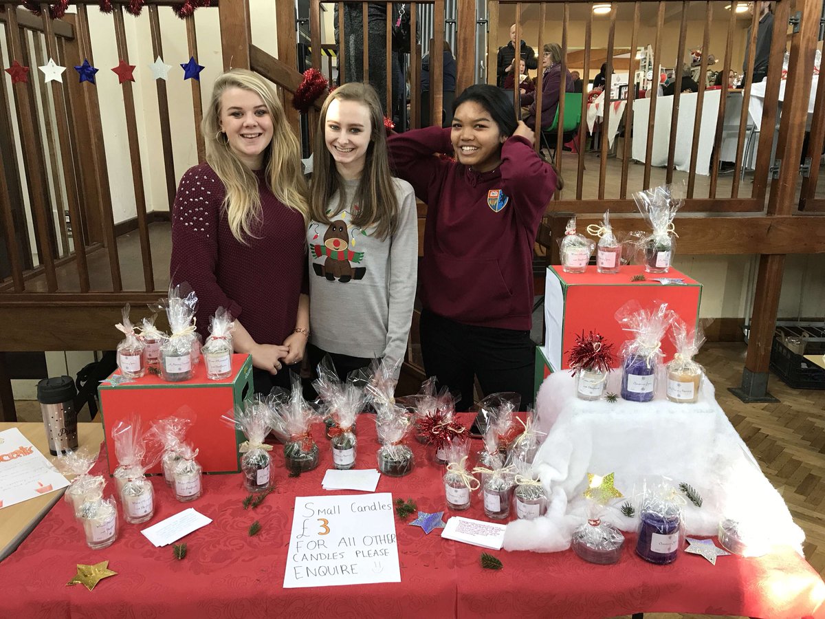 TheNWO17's tweet photo. Success last Saturday @DallamSchool @DallamPTA craft fair! Same again at Westmorland Christmas markets this Saturday, hope to see you there! https://t.co/aRuFQ57zUM