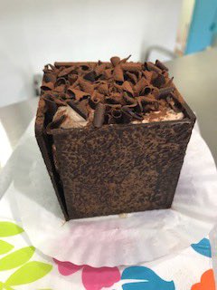 meneSweetSoCal's tweet photo. #Chocolate #lovers rejoice! Come try our #ChocolateCake in a Box.  #Cake &amp; #Mousse Combo surrounded by #chocolate. Open until 7 pm. @Menesweet @MagParkBurbank https://t.co/edwXmPgoFX