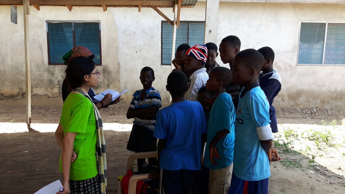 shabanaabbas23's tweet photo. Piloting innovations also requires serious community buy in. @mayankmidha team assessing community needs before piloting smart public toilets with a business model in #Tema #Ghana with @viawater @AquaforAll  support. https://t.co/MMB4z3nYuo
