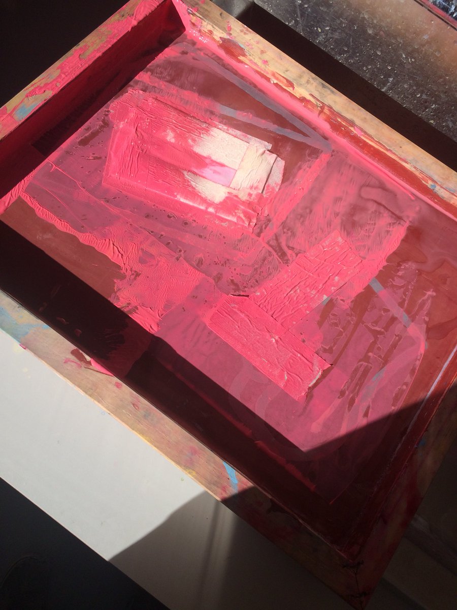 krekcab's tweet photo. Silk screening 2day trying to figure out some designs. Also cursed instagram cropping I’ll post the full images on Twitter and I’ll try the instagram story. #silkscreen #design #shapes
#ijustcopypastedthe #wordsfrom instagram https://t.co/PX6vfiTJeA