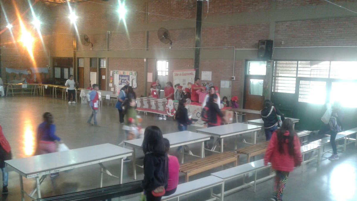 Cocineritos presentes.... linda jornada de sábado en <a href="/ArtycomCai/">CAI 5 ARTYCOM</a>