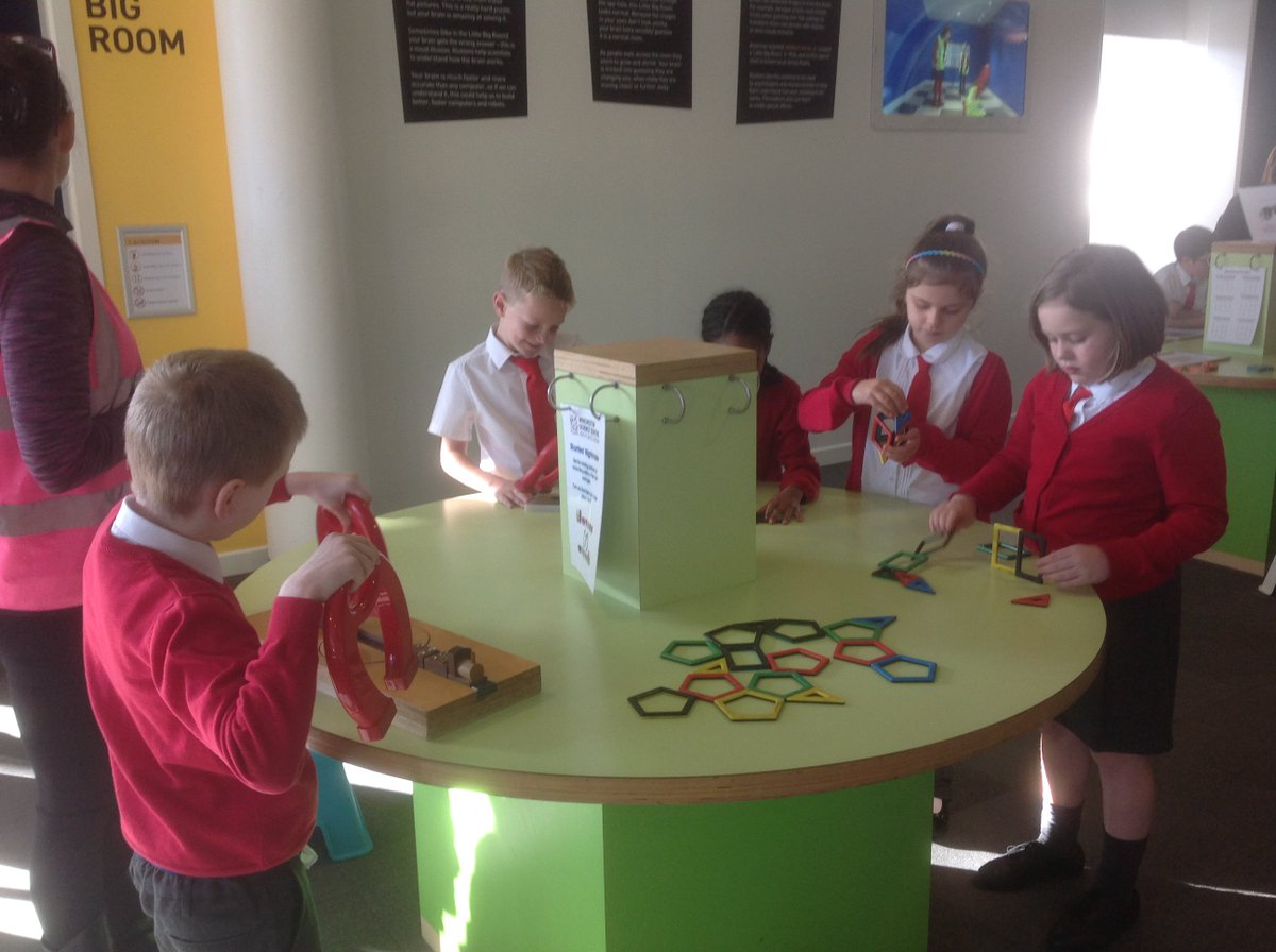 Pokesdown School tweet media