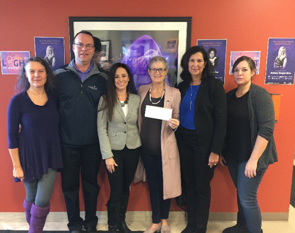 As part of our <a href="/GivingTuesdayCa/">givingtuesdayca</a> campaign, we gave $1,000 to @endwomanabuse in London, ON. #GoreMutual #GivingTuesdayCA