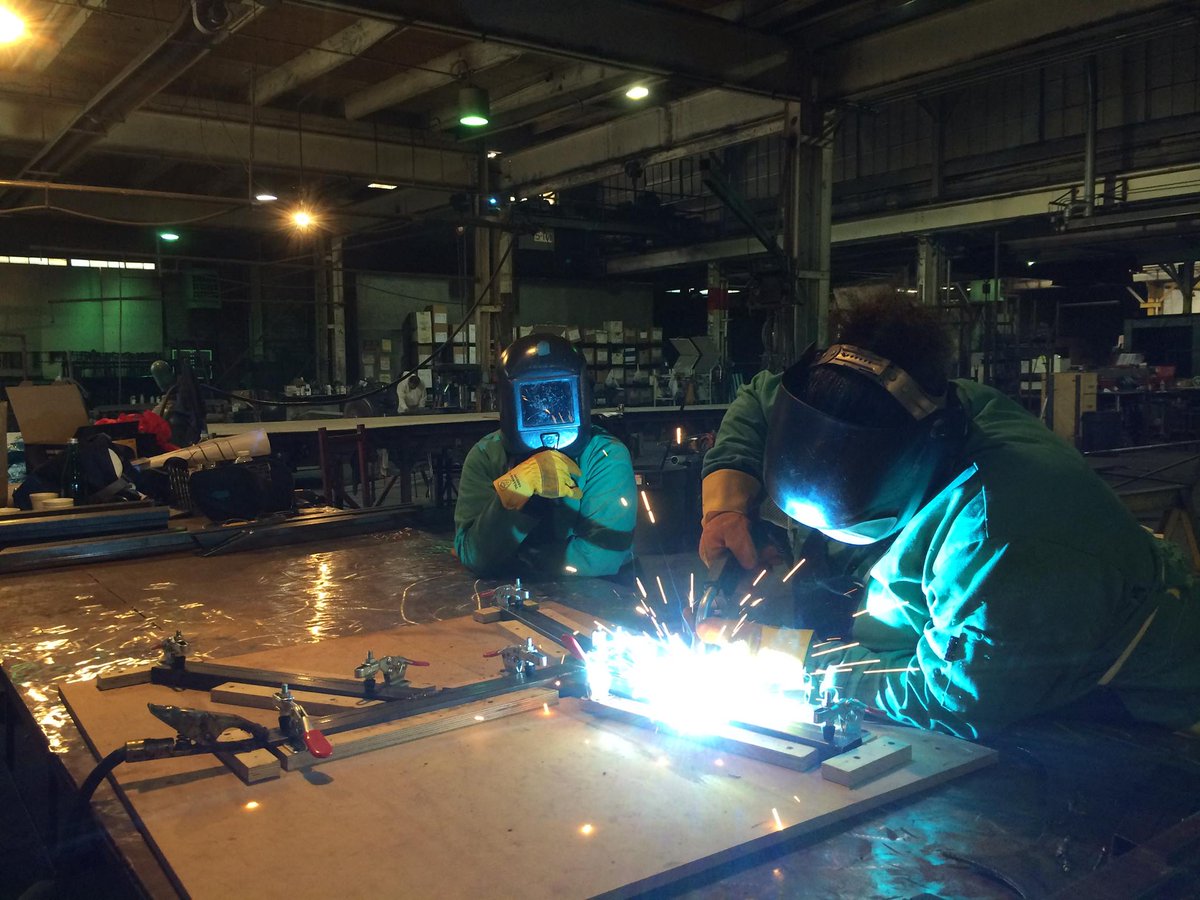 сварка металлоконструкций методом mig/mag. боевые сварщики. кемпи 8. сварщик финляндии. сварщик финляндии.