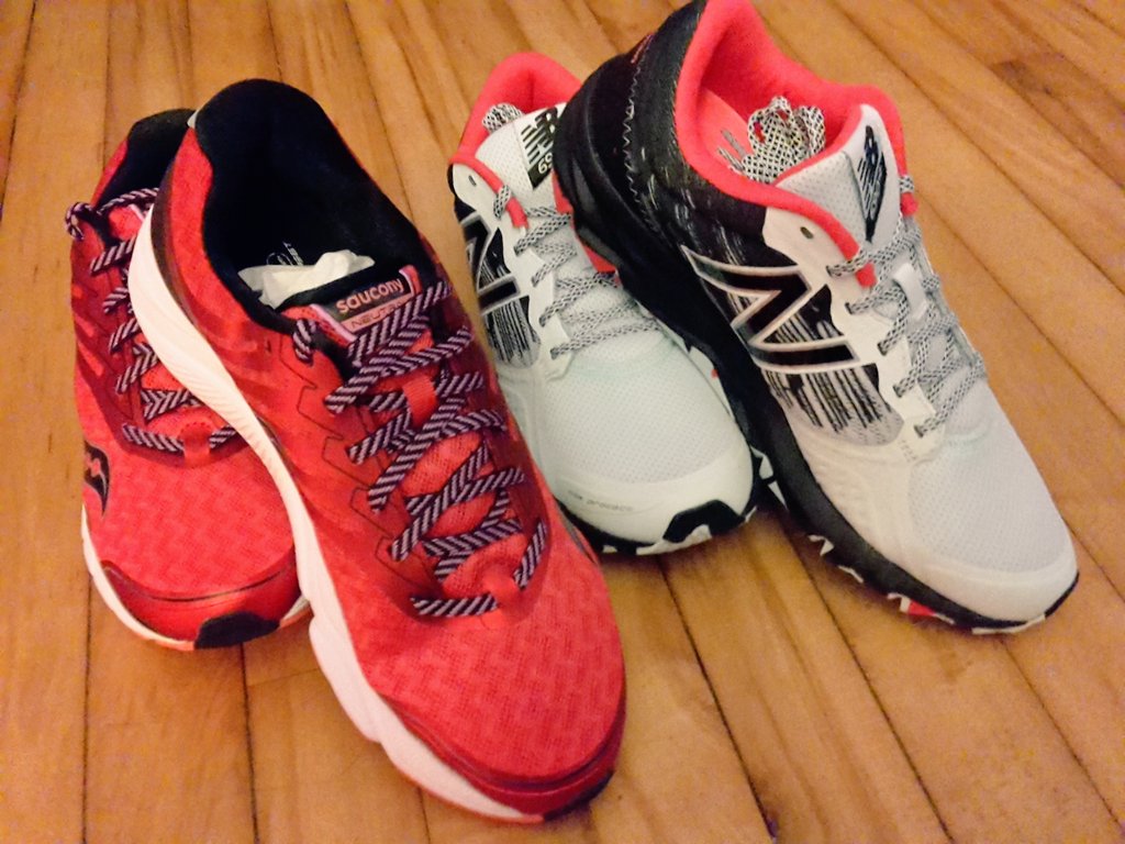 ScarlettSaucony's tweet photo. Happy Christmas to meeee #newshoes #Running #SauconyRoad #NBtrail https://t.co/fy3R2FLP8k