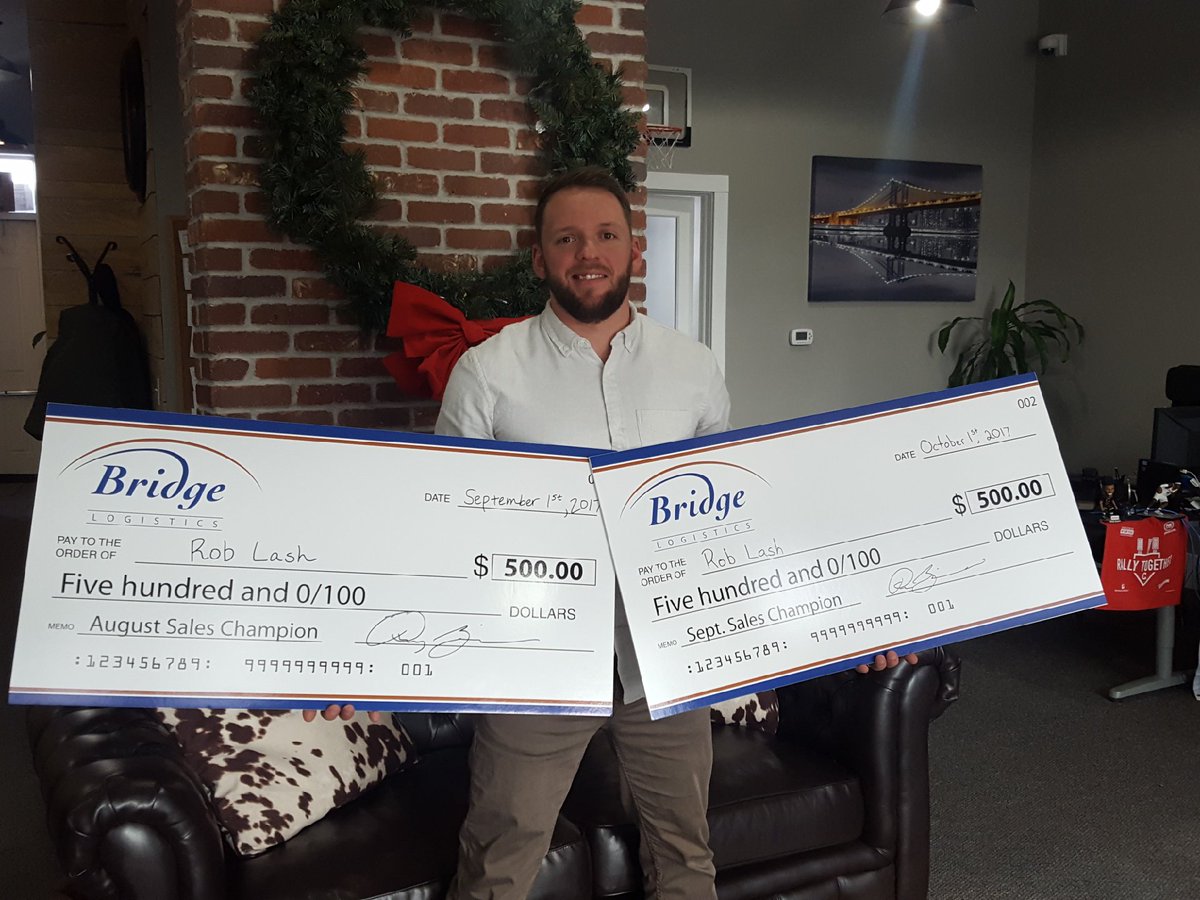Bridge_Log_Inc's tweet photo. We celebrate big and small wins... and double wins, like 2 months of the sales contests in the same year! Nice job, Rob! #bridgelogistics https://t.co/HwUXNLGn4v