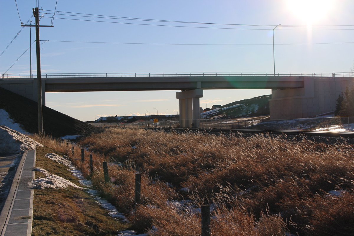 VestaHomesAB's tweet photo. The new 40th Avenue overpass in Airdrie, Alberta is opening tomorrow, November 29, 2017!  The new overpass will be the only bridge over the CP Rail tracks and provide direct access to Main Street. https://t.co/b7tEoySP9s