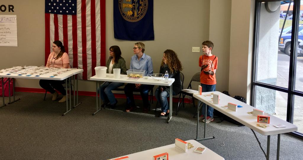 AFPFNE's tweet image. Parents getting into the mix &amp;amp; helping out with the next learning activity #FreedomFamily @GLATraining #FoundationsOfFreedom