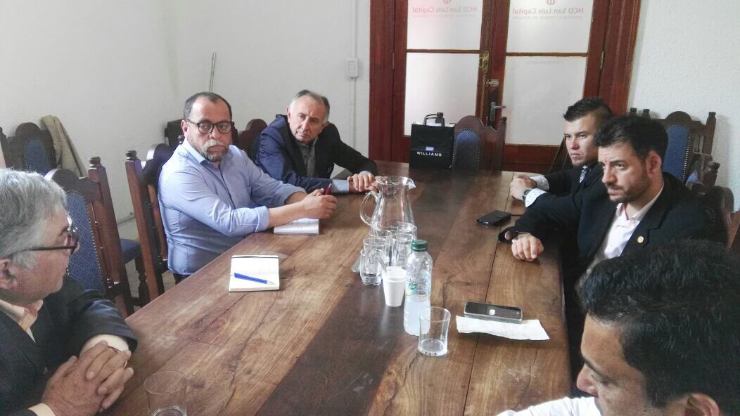 Reunión de concejales con integrantes del #ComitedeFronteras Chile-Argentina. Dialogaron sobre estrategias para incentivar los intercambios