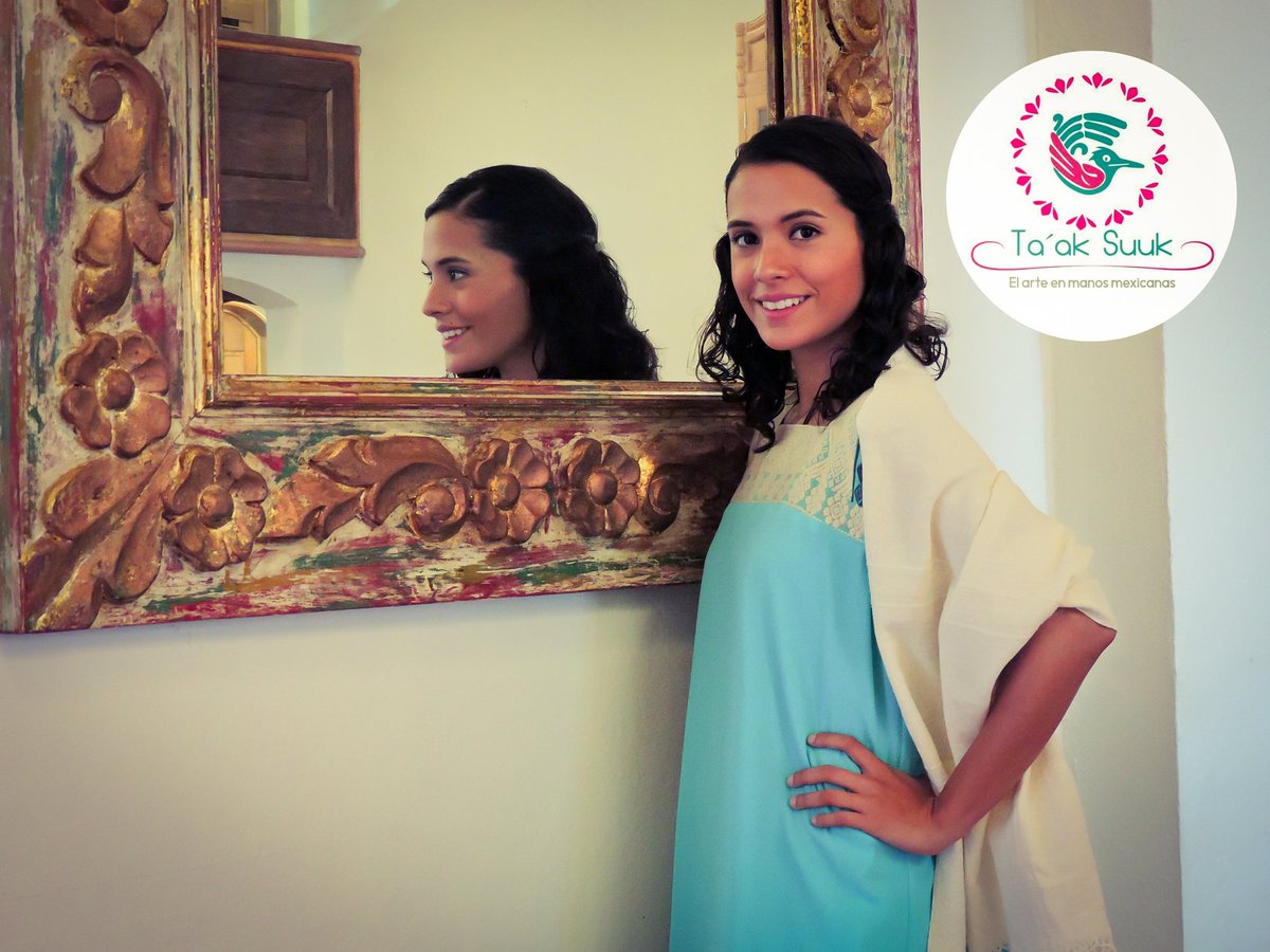 TaakSuuk's tweet photo. #FelizMartes #HoyQuieroLlevarteA #Chiapas #Oaxaca #moda #modamexicana #hechoenmexico #orgullomexicano #emprendiendomexico https://t.co/AXm8Dq9W2b