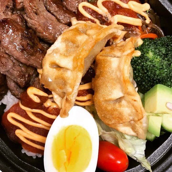 Bomb Bowl tweet media