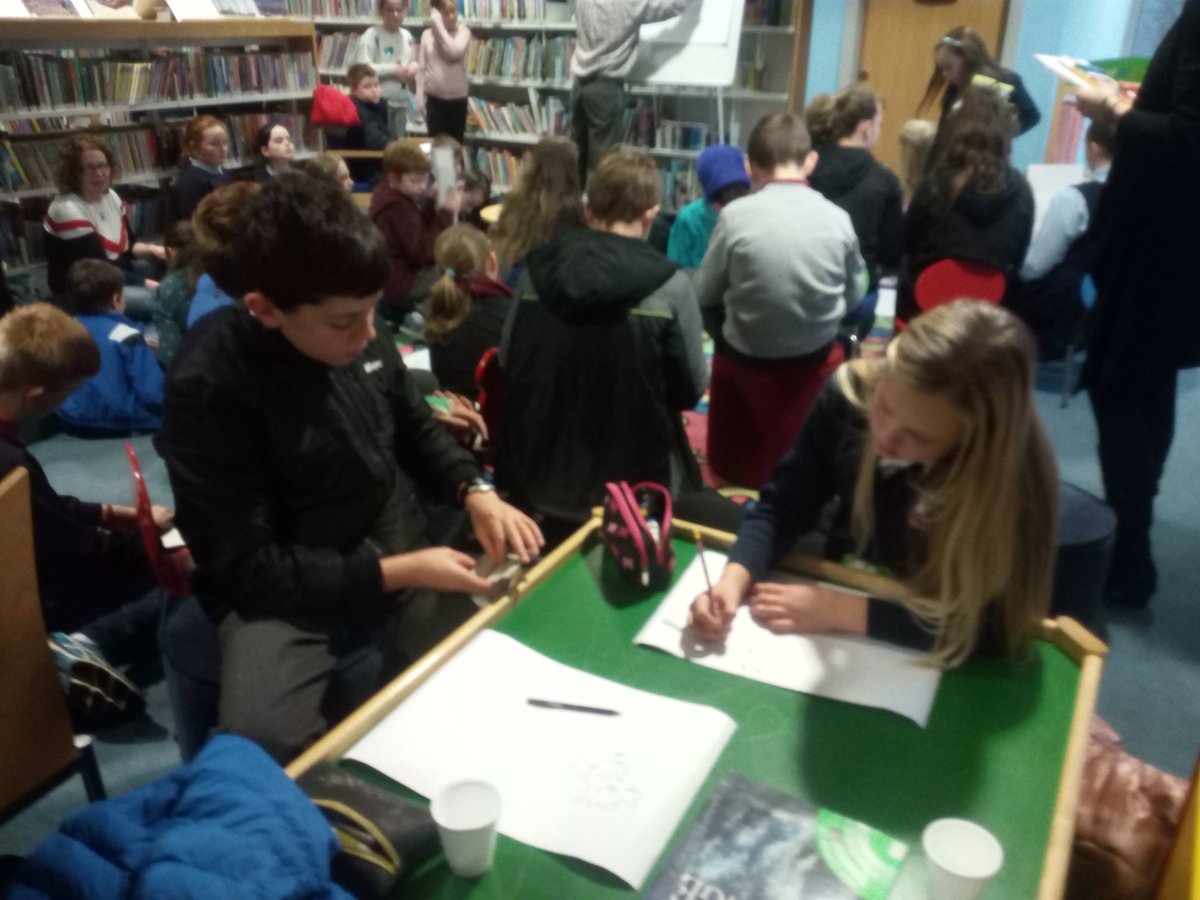 BawnmoreNS's tweet photo. 5th and 6th Class pupils saw their Climate Change artwork on display in Tuam Library! They are now enjoying a drawing workshop with famous illustrator Gordon D'Arcy! https://t.co/4aTmqVKBVs