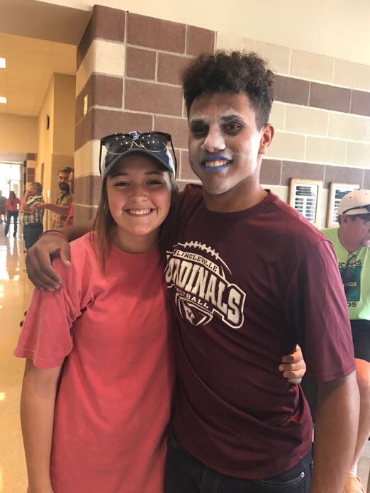 jadeaardal's tweet photo. Happy birthday to one of my fav peeps!!! Congrats on making it to adulthood, try not to get thrown in jail (: https://t.co/lIJ9LTleSu
