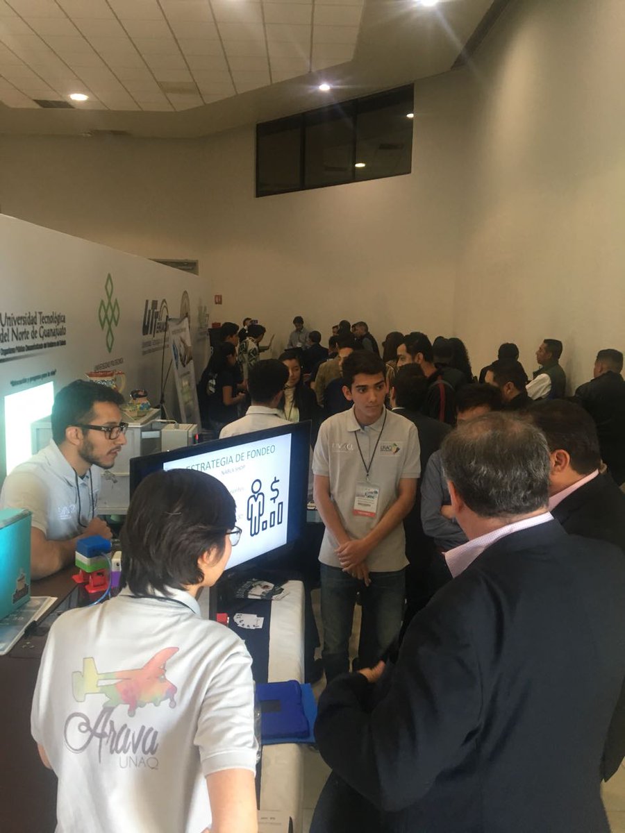 UNAQmx's tweet photo. #CONIES2017 La UNAQ presente en el 2º Concurso Nacional de Innovación y Emprendimiento del Subsistema de Universidades Tecnológicas y Politécnicas, representada por los dos equipos que pasaron a la final, ayer fueron evaluados de manera presencial y hoy anunciarán a los ganadores https://t.co/MaBNWmKhZy
