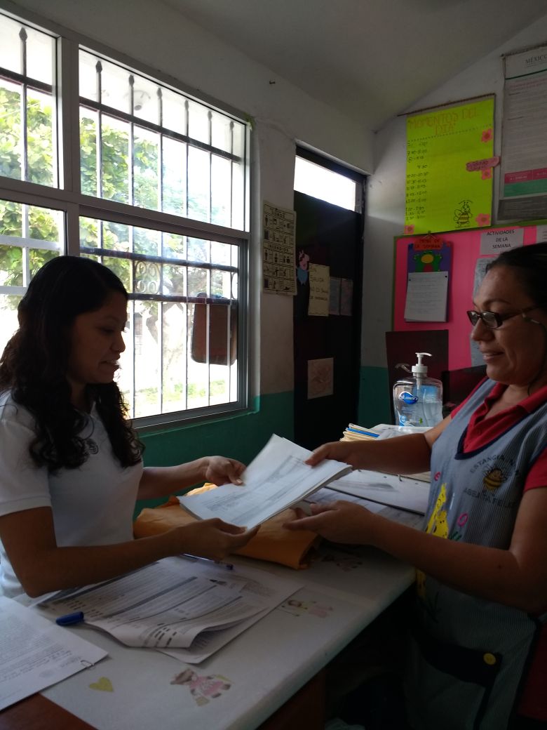 Sedesol_QRoo's tweet photo. Supervisiones en Estancias Infantiles en Cancún y Holbox, en cumplimiento de las reglas de operación. @emilioan1 @jgarciabejos @EvielPM @RicardoHdezMx @AlejandroNietoE https://t.co/cVa24Ui1F9