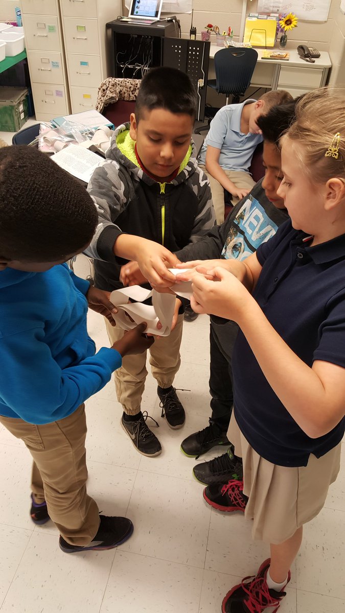 MsBlake5th's tweet photo. Working to fold #twains &amp; #fathoms to solve #wordproblems! @TDA_SC @LaraKessler3 @LBAnderson17 @mrs_register https://t.co/QTj8MvdhQl