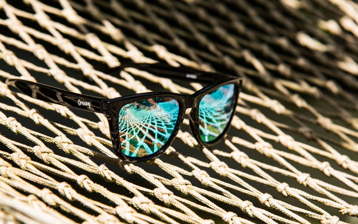 sungroovy's tweet photo. Disfruta del #MartesDeGafas con nuestras gafas modelo NATAL de la colección #Classic.👌

Lo clásico más actual. 🕶

https://t.co/zCQs2DbXqu https://t.co/ZhunloTGRM
