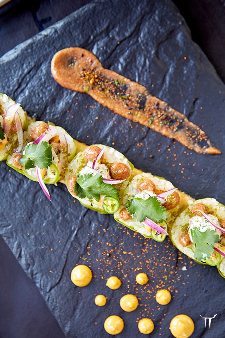 torosantafemx's tweet photo. Chilito Hamachi Roll, uno de nuestros consentidos.
#ToroSantaFe https://t.co/yCWH2XlKcI