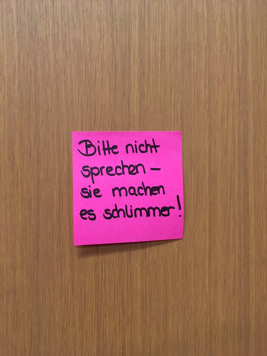 piperverlag's tweet photo. Lesen hat hier höchste Priorität. 📖 #piperteam #booknerdproblems https://t.co/bluogfhUoA