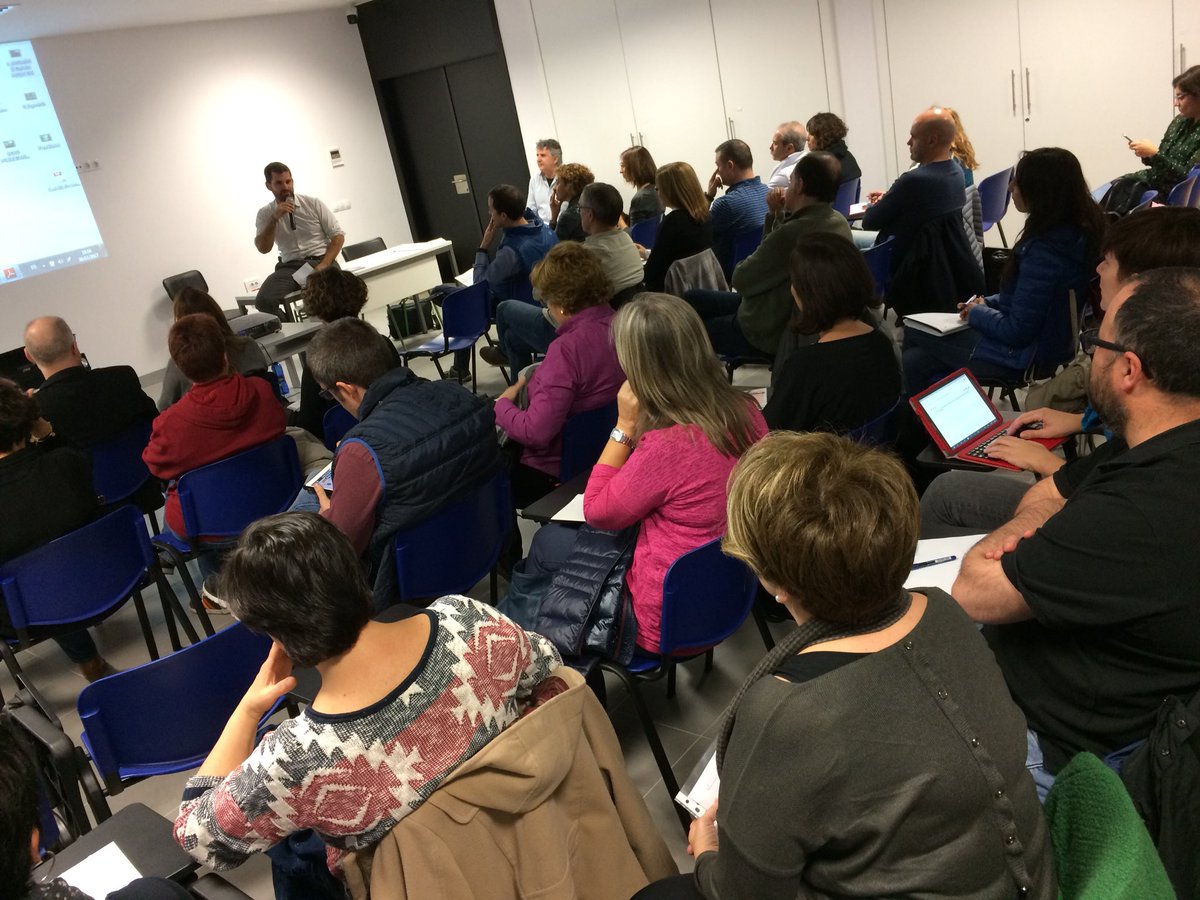 smestref's tweet photo. La setmana dels projectes a #CsEduca #CsCEFIRE #castelloeduca https://t.co/jnGgdWMo5Q