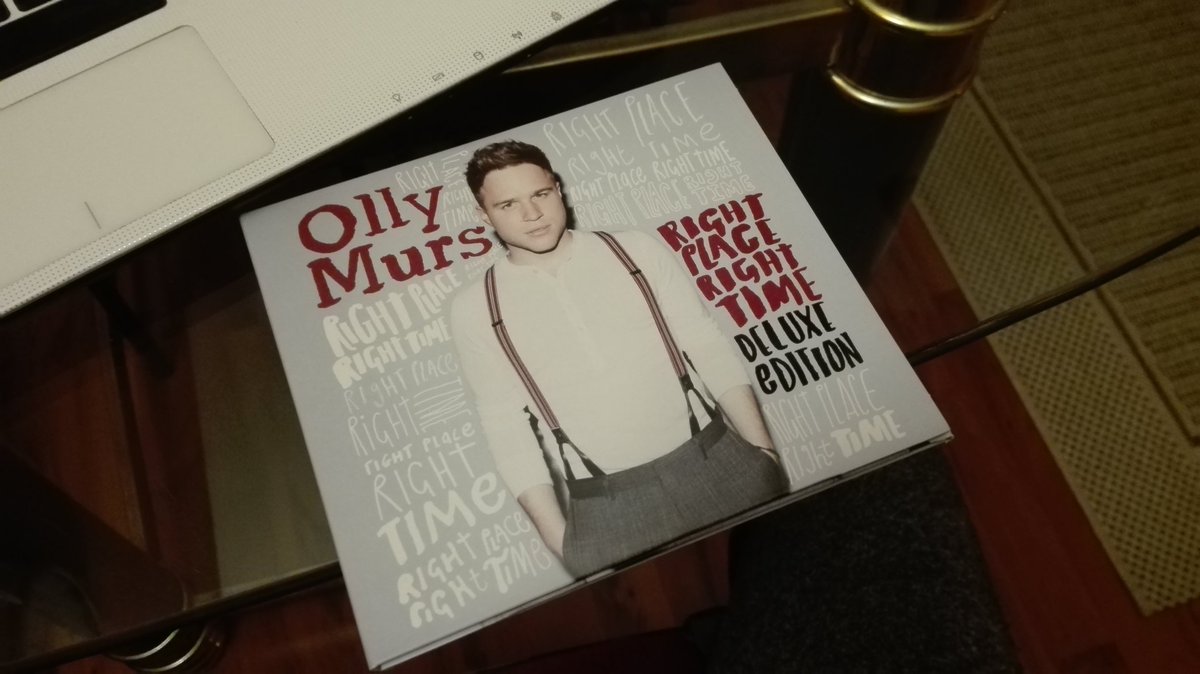Hanariko_'s tweet photo. It arrived TODAY!!!! We didn't expect it to arrive today and neither of us expected it to be this beautiful! 😍😍😍😍 OMG! Two CDs, a little "book" with the lyrics and photos, and a stunning case! Thank You @OllysMixer so much!! 😊😊😍😍😘😘💓💓 #RPRT https://t.co/xg5kuTj0gB