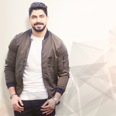 akhbarakMag's tweet photo. #مينا_عطا ينتهي من تسجيل اغنيه 
عنقود عنب وموعد اطلاقها بعد 
اسبوعين 

#MinaAttaKingdom

@Mina_Atta_ https://t.co/LmT4ycns5L