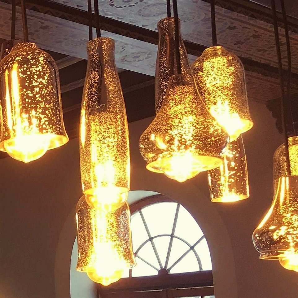 HotelSaranac's tweet photo. Under gorgeous illumination in our Great Hall Bar you'll sip on masterfully crafted, iconic italian cocktails, enveloped by a 14th century palazzo-inspired design that sets a new standard for Saranac Lake lounges. 

Peace, perfected. #HotelSaranac #GreatHallBar #SaranacLake https://t.co/6HAgYRdQhV