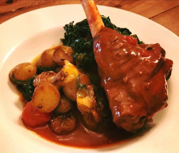 CroftersWineBar's tweet photo. WE ARE OPEN THIS SUNDAY SERVING THE BEST SUNDAY LUNCH FOR MILES 12-4PM! For bookings please call 01376 511068📞 https://t.co/wqEQeLvEPH