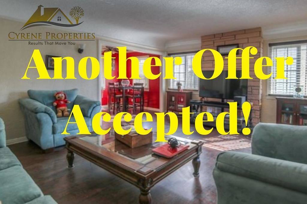 cyreneproperti's tweet photo. Woohoo! Another millennial in escrow! She’s buying a home for her and her mom who needs a little extra help. So happy for these two! #cyreneproperties #offeraccepted #millenials #youcantoo #losangeles #dontwait #youdeserveit #itseasierthanyouthink #findy… https://t.co/Wz9UZU6twk https://t.co/jxS7RbGRpE