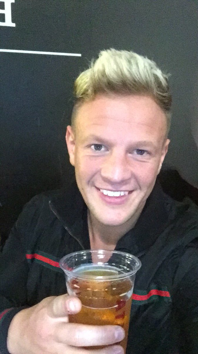 After a long year of working hard, I am on my way. Dubai first then, Bangkok here I come 😎#BringItOn