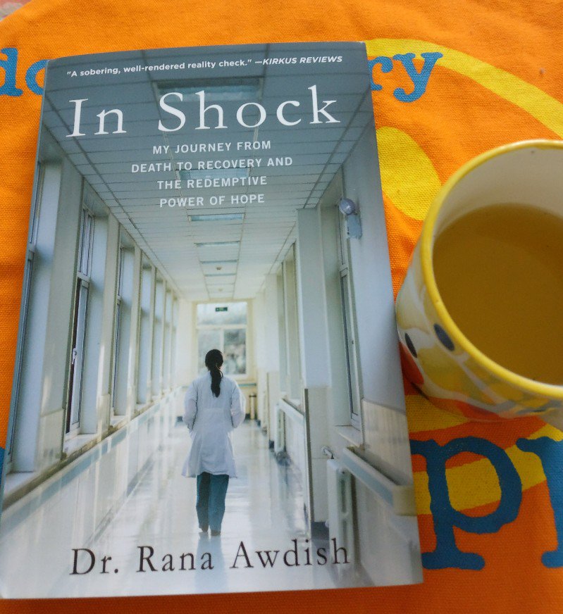 oommen_john's tweet photo. @paimadhu Thank you @RanaAwdish the book is truly captivating, how do we get every med student to read this. Contemporary medicine need is #makinghopevisible https://t.co/vS5JQ6Rdst