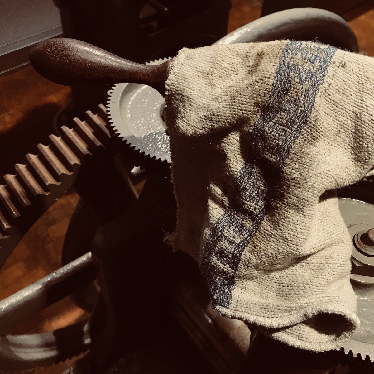 kulturfritzen's tweet photo. Kabinett 4: Die Zurichterei.

Hier werden die Rohmateralien für die anderen Kabinette vorbereitet.

#tweetuptuesday @Technikmuseum_B https://t.co/uI6SnLHBgo