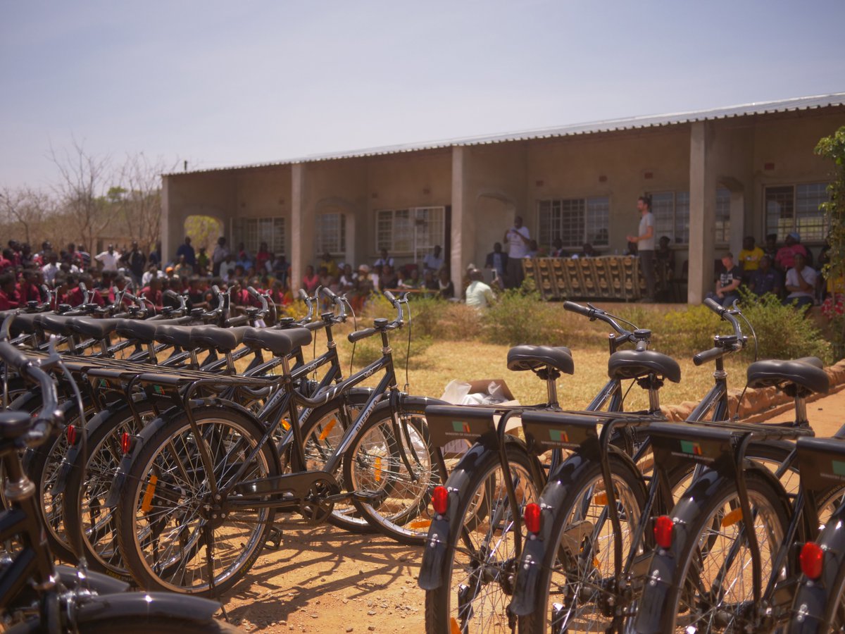 gcntweet's tweet photo. Last year you raised enough to provide 150 Buffalo Bicycles to enable children in rural Africa to get to school.

This #GivingTuesday we'd like to invite you to join us in supporting @PowerOfBicycles' incredible work.

Help us reach our 300 bike target https://t.co/nP0vrcOpQV https://t.co/TU0zXuZJT9