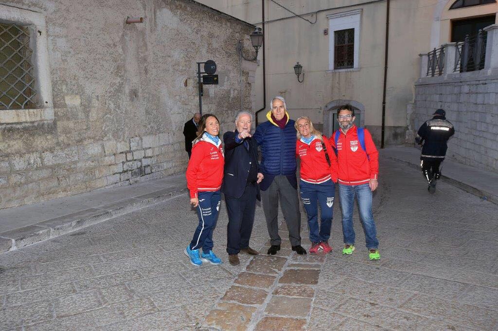 giomalago's tweet photo. Barletta... Il suo stadio e le strade dove si allenava il grande Pietro Mennea... Inaugurata la nuova pista insieme a Manuela Mennea, @LottiLuca, il Presidente della FIDAL Giomi, il Sindaco Cascella e il Segretario Generale del CONI Fabbricini https://t.co/cX52sP9ko3