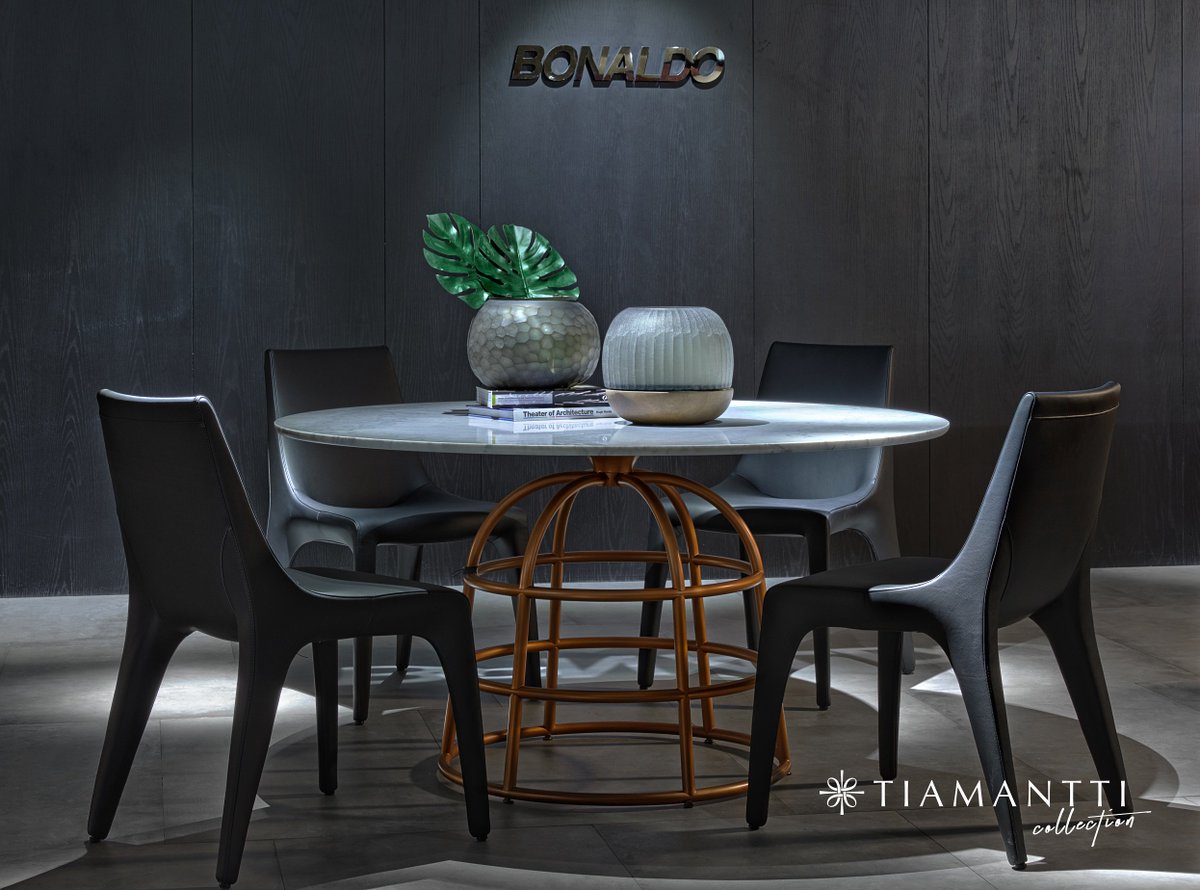 Bonaldospa's tweet photo. #Design is Made in Italy in #Shanghai: #Bonaldo inaugurates a new #showroom. This new achievement testifies to the brand's growing popularity among an #international public. https://t.co/DosGkzIyk5