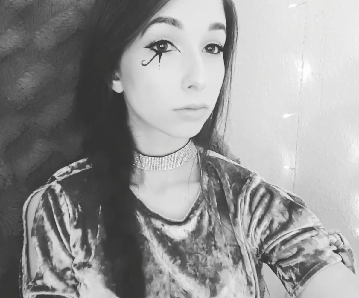 BasoStream's tweet photo. Our journey through @assassinscreed continues!!! I am hyped to play more 😄🐍🏺🏜

> https://t.co/c9fm0s0J8v (I GOT RID OF MY "STREAM" I AM TRUE BASO NOW 😍) https://t.co/OMPg2GbNoC
